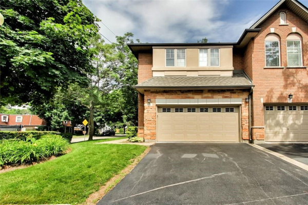 1019 North Shore Boulevard E|Unit #15, Burlington