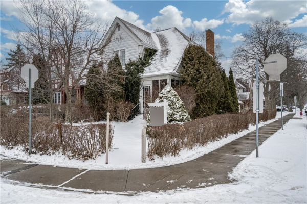 65 Marion Avenue S, Hamilton
