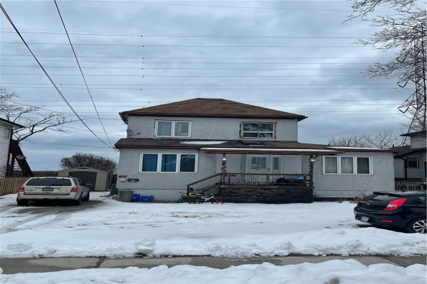 1007 Beach Boulevard, Hamilton