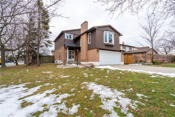 1 KNOTS LANDING Court, Hamilton