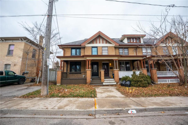 14 FLEET Street, Brantford