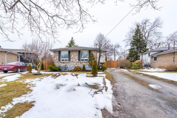 39 HUNTLEY Crescent, St. Catharines