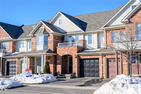 4878 Capri Crescent, Burlington