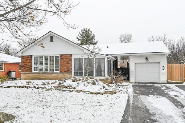 83 Aldercrest Avenue, Hamilton