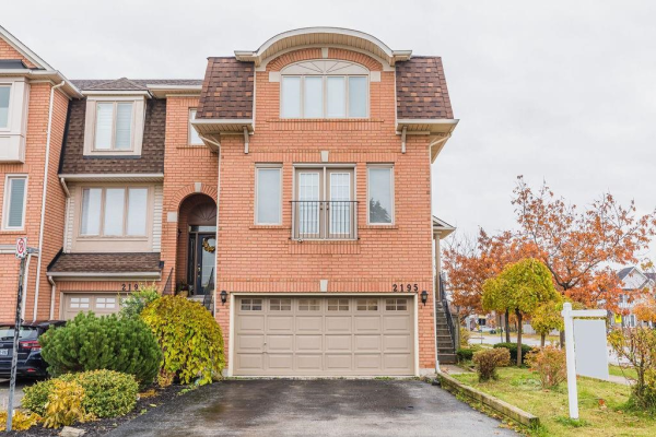 2195 PRESCOTT Place, Burlington