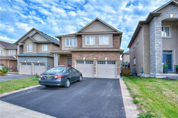 96 Woodhouse Street, Ancaster