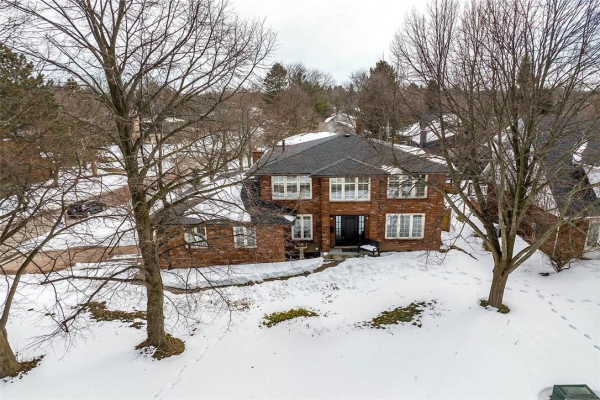 180 BRIAR HILL Crescent, Ancaster