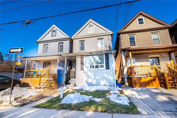 11 Hawthorne Avenue, Hamilton