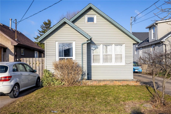 658 Steele Street, Port Colborne