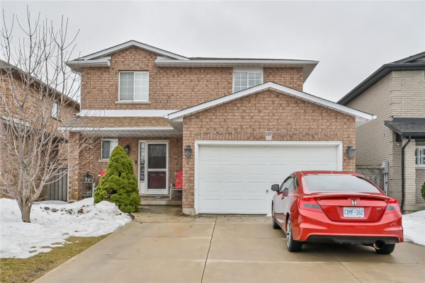 197 CLAUDETTE Gate, Hamilton