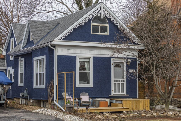 122 Gladstone Avenue, Hamilton