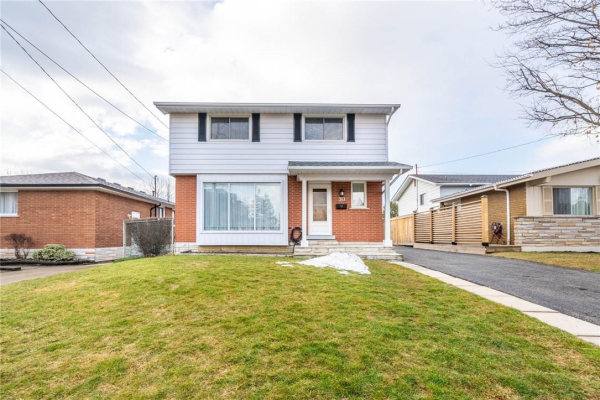 30 LILACSIDE Drive, Hamilton