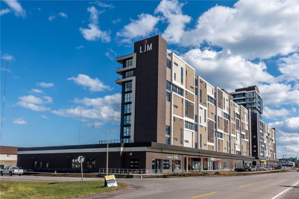 550 NORTH SERVICE Road|Unit #306, Grimsby
