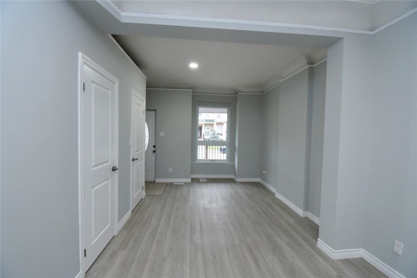 15 FULLERTON Avenue, Hamilton