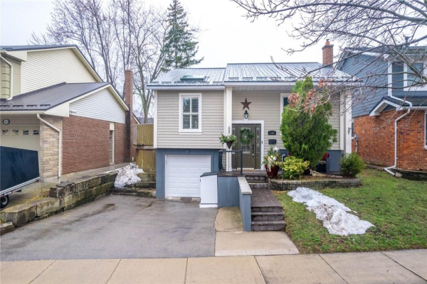 1346 ROXBOROUGH Crescent, Burlington