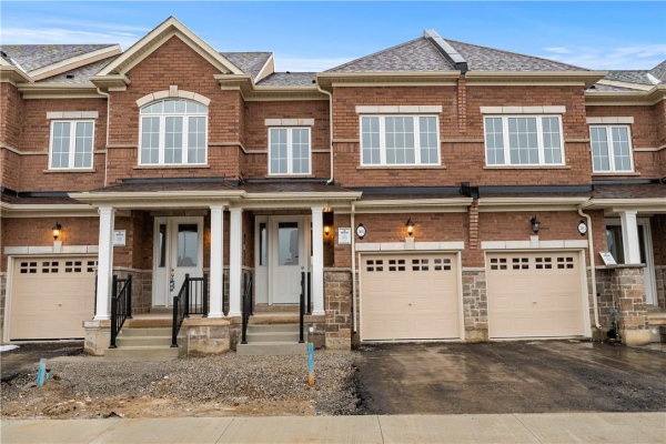 305 Raymond Road, Ancaster