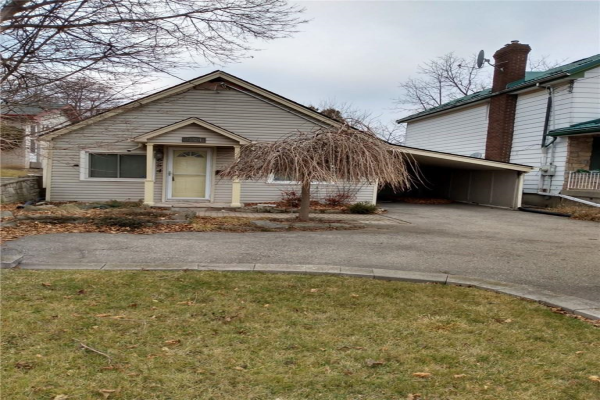 654 WEST 5TH Street, Hamilton
