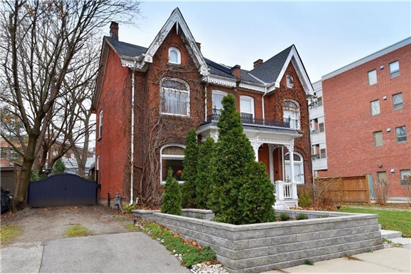 26 Main Street, Dundas
