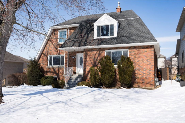 250 HIGHLAND Road W, Stoney Creek