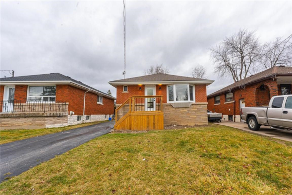 33 CALLIE Road, Hamilton