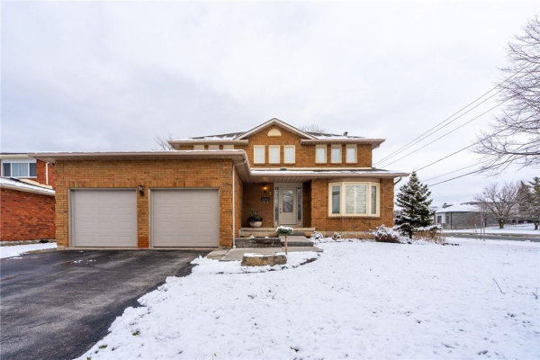 2 Barbican Gate, St. Catharines
