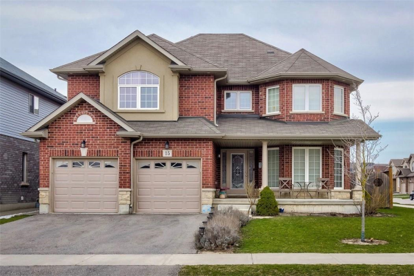 15 KEYSTONE Crescent, Hamilton