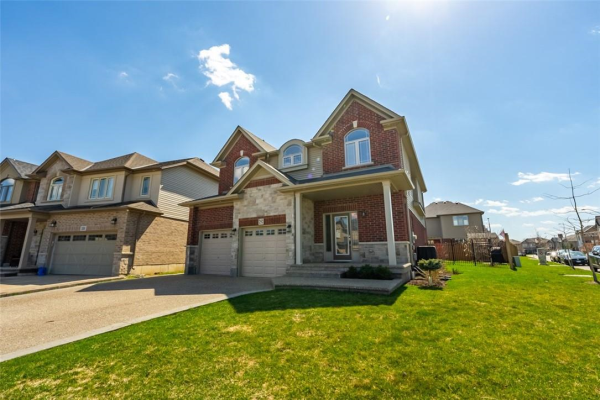252 WESTBANK Trail, Stoney Creek