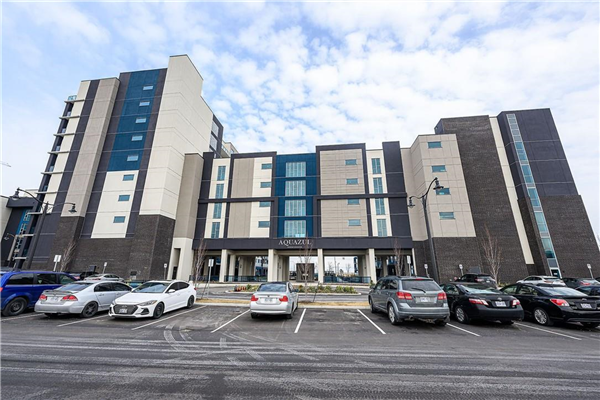16 Concord Place|Unit #424, Grimsby