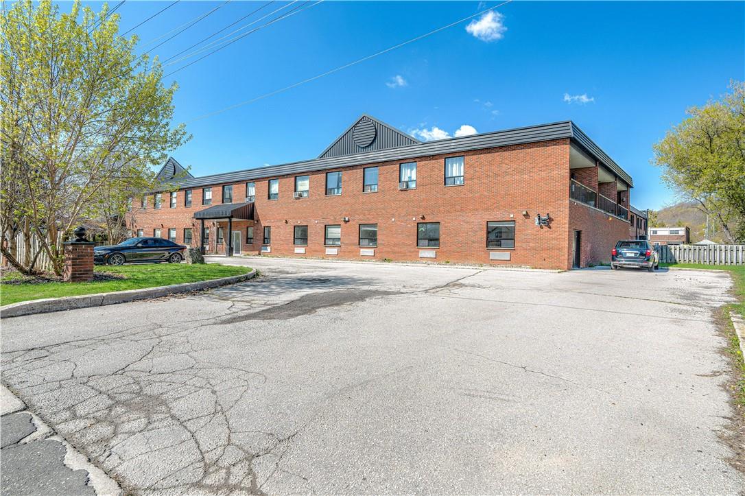 211 York Road