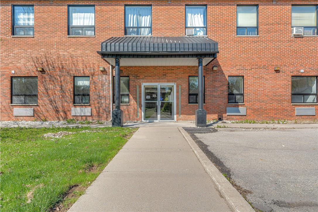 211 York Road