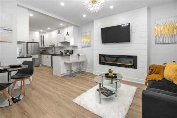 347 John Street, Hamilton