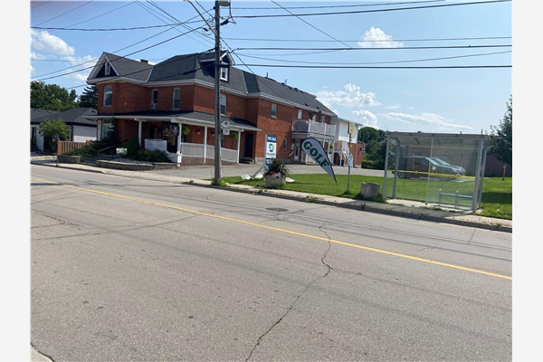 22 MILL Street S, Waterdown