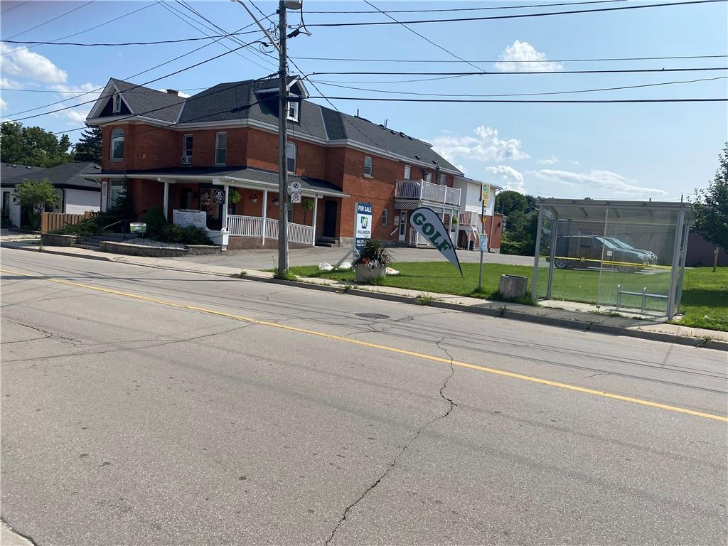 22 MILL Street S