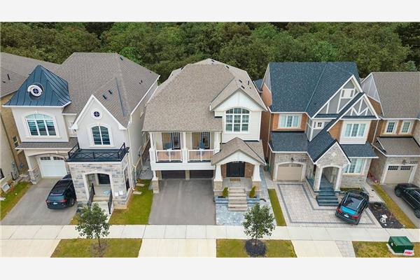 3329 Vernon Powell Drive, Oakville