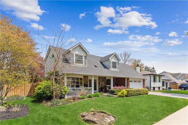 685 CHERRYWOOD Drive, Burlington
