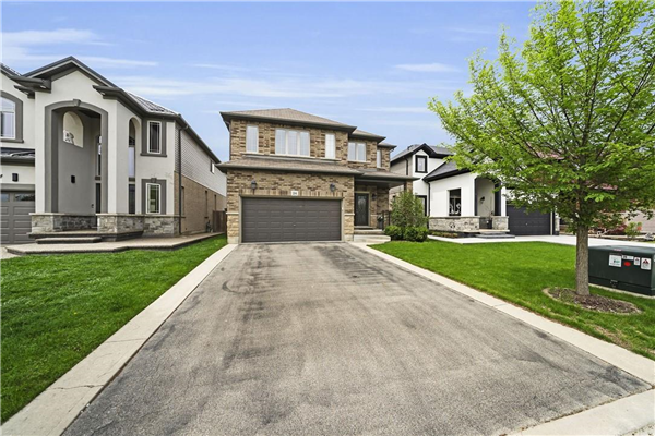 24 Garinger Crescent, Binbrook