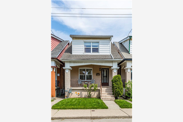114 Grosvenor Avenue N, Hamilton