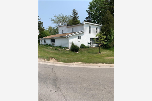 1047 Ridge Road, Stoney Creek