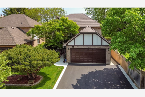 1274 HAMMOND Street, Burlington