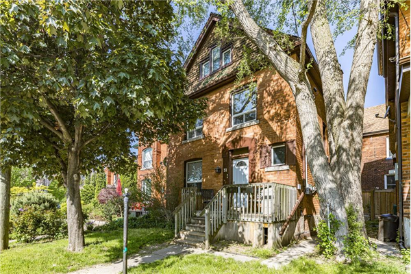 31 Strathcona Avenue N, Hamilton
