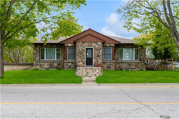 231 Argyle Street, Simcoe