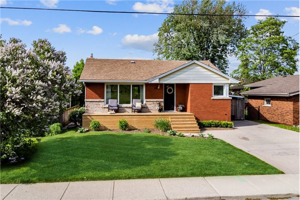 133 QUEENSDALE Avenue E, Hamilton