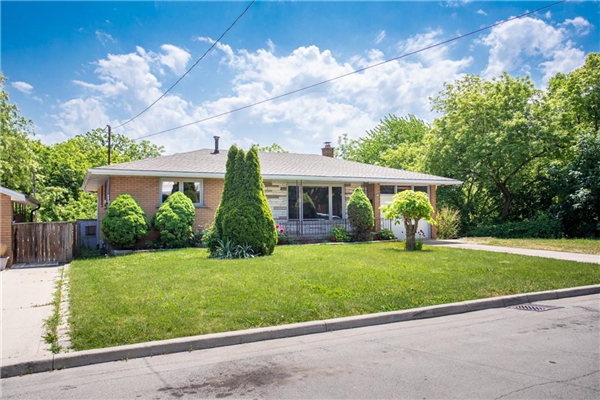 99 Reid Avenue S, Hamilton