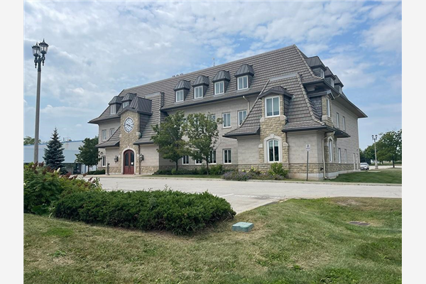 5353 North Service Road|Unit #2, Burlington