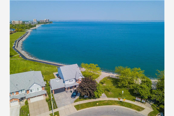 493 DEWITT Road, Stoney Creek