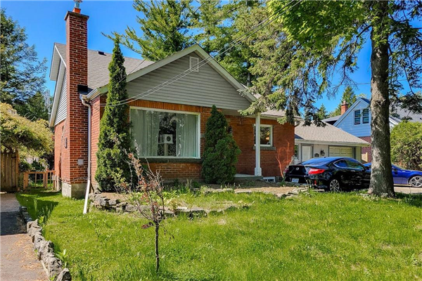 652 MOHAWK Road W, Ancaster