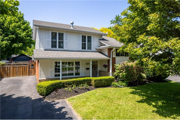5211 Reeves Road, Burlington