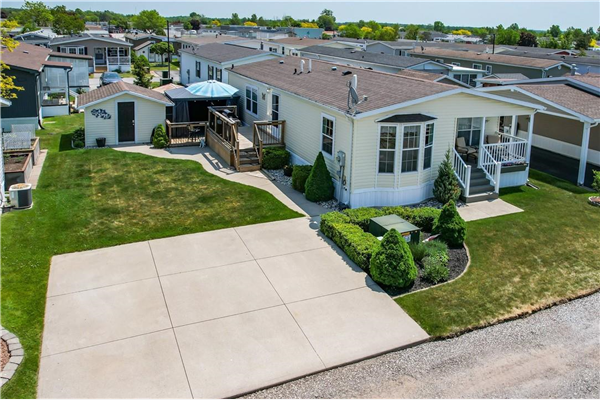 3033 Townline Road|Unit #131, Stevensville