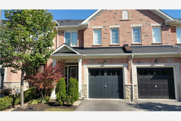4156 Rawlins Common, Burlington