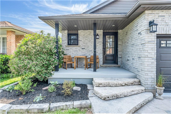 207 STEPHANIE Drive, Guelph